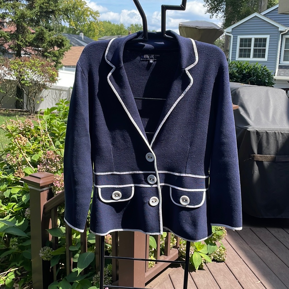 Knit jacket.